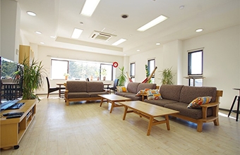 大手企業がシェアハウス会社と組むことで苦労した点はどこですか？